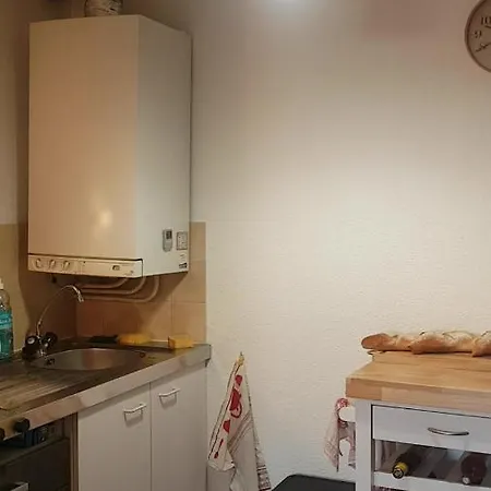 Apartamento T2 Aux Portes Du Vieux Et 5 Mn De La *