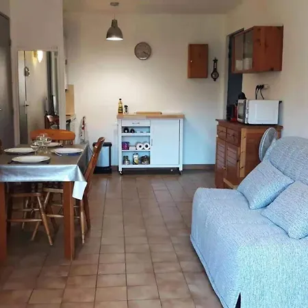 Apartamento T2 Aux Portes Du Vieux Et 5 Mn De La *